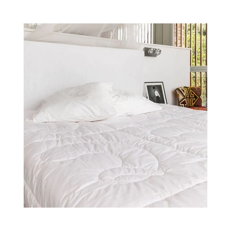 Couette Camargue 300 par Brun de Vian Tiran