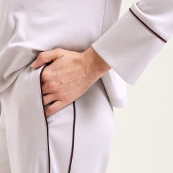 Pyjama Paola greige par Laurence Tavernier