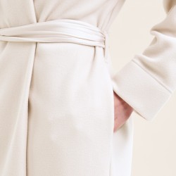 Robe de chambre Sarah lait par Laurence Tavernier