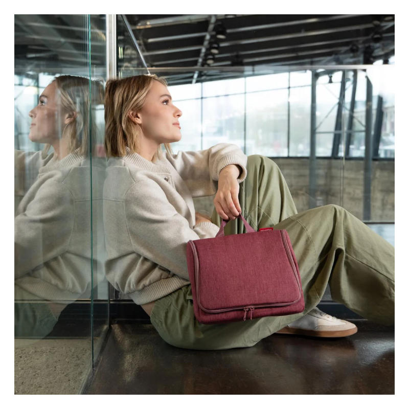 Trousse de toilette XL à suspendre Twist marron par reisenthel