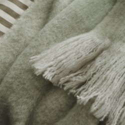 Plaid Nimbus Romarin par Desforges